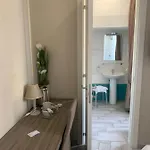 Centrale N 74 Nocleg ze śniadaniem 3*