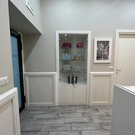 Centrale N 74 3* 那不勒斯