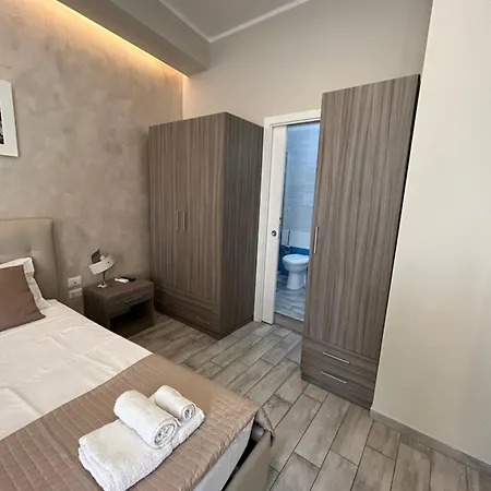 לינה וארוחת בוקר Centrale N 74 3*